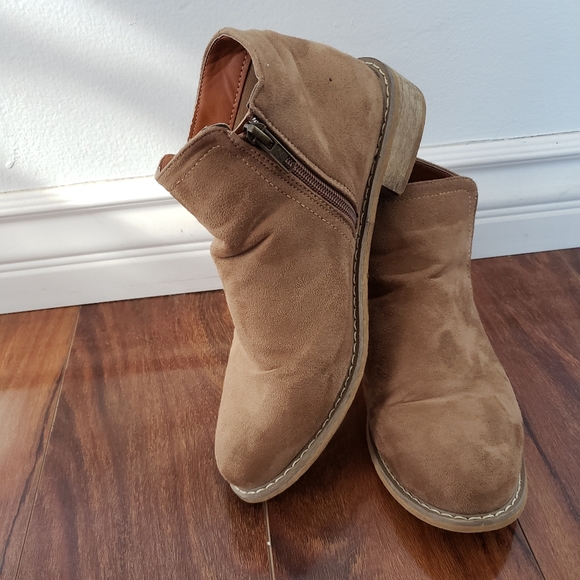 Seven7 Footwear Cisco Kid Bootie - Picture 3 of 6